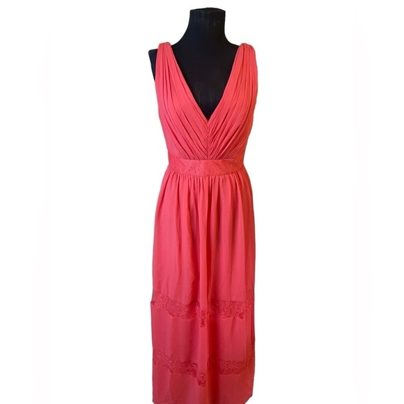 David’s Bridal Long Chiffon Guava Lace Bridesmaid Dress 4 - Picture 3 of 16